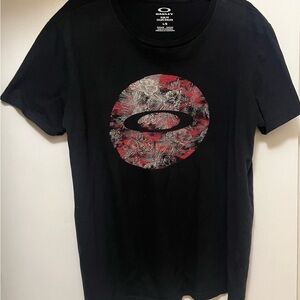 Rare Vintage Oakley Black and Red Graphic Tee